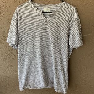 Super comfy Lucky brand shirt!